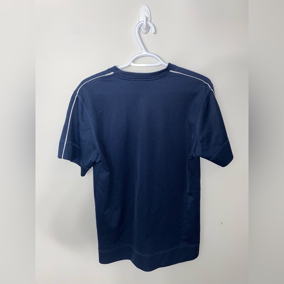 Men’s Nike athletics t-shirt - Picture 2 of 4